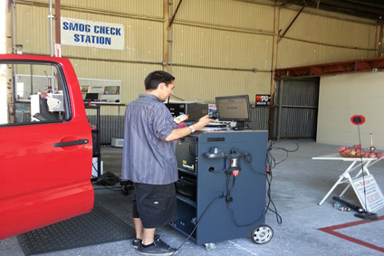 smog-engine check diagnostic performed by technician